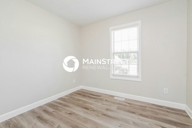 Building Photo - 3 Bedroom Pet-Friendly Home in Smithfield, NC with Main Street Renewal
