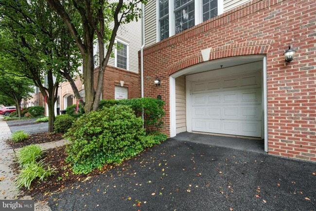 Building Photo - 7135 Huntley Creek Pl