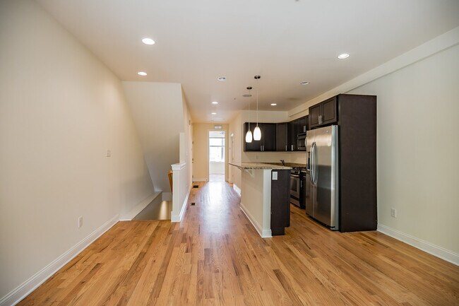 Building Photo - 1619 Ogden St