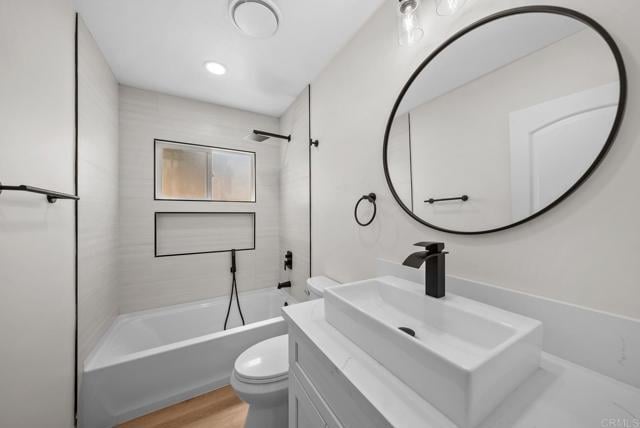 Building Photo - 2333 Ridge View Dr
