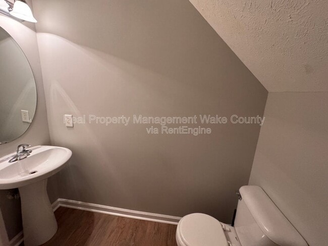 Building Photo - 5228 Big Bass Dr