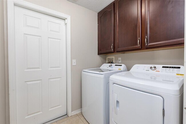 Building Photo - 4037 Longworth Loop