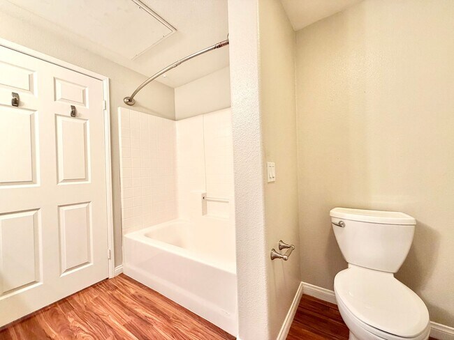 Building Photo - Stylish 2 Bedroom 2 Bathroom 1 Car Garage with Resort Style Amenities in Prime Temecula Location
