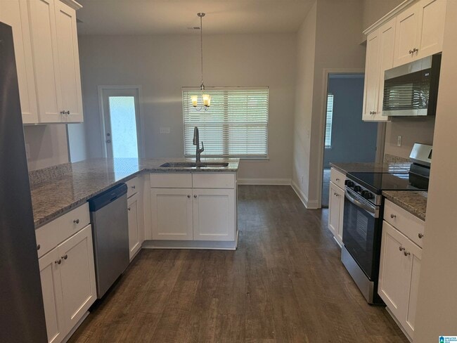 Building Photo - 414 Harless Ln