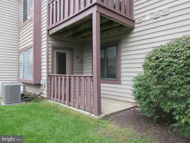 Building Photo - 5407A Aberdeen Dr