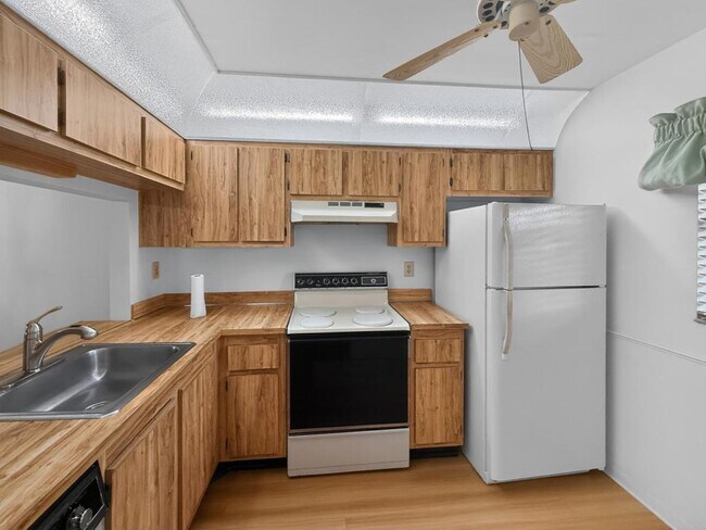 Building Photo - 10409 NW 11th St