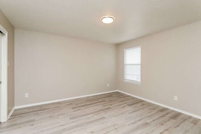 Building Photo - 3903 Goliad Frd