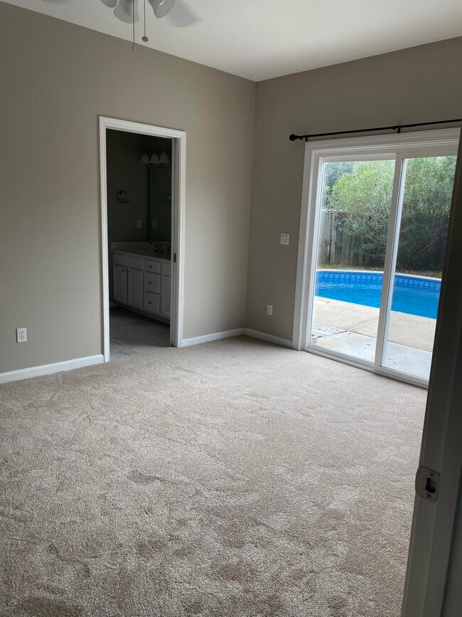 Building Photo - 99 Trista Terrace Ct