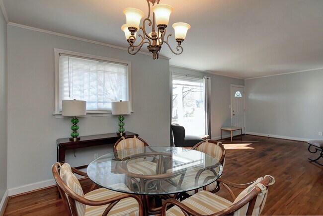 Building Photo - 1601 Cromwell Ct