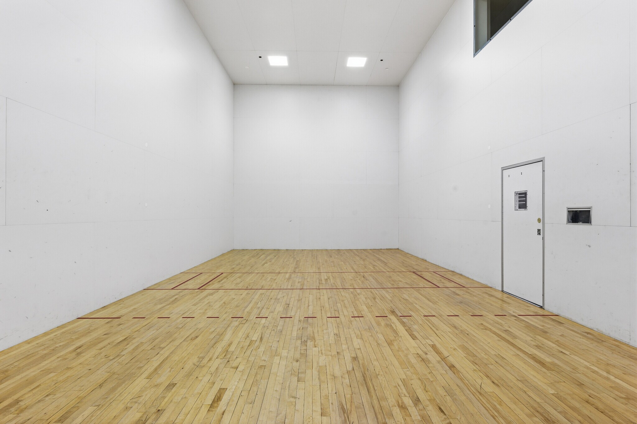 Building Photo - 763 Spring Lake Dr