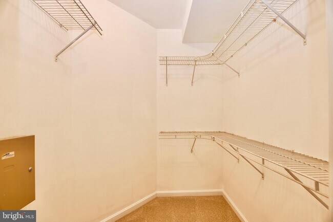 Building Photo - 5928 Founders Crossing Ct