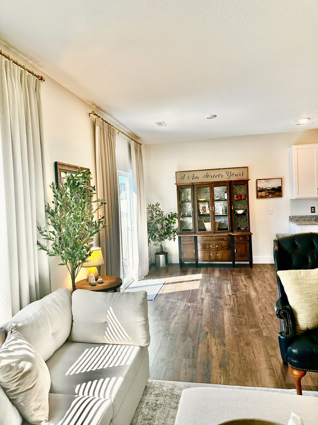 Building Photo - 273 Neals Landing Rd