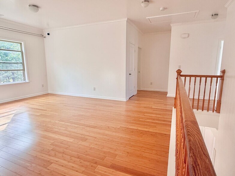 Building Photo - 2536 Sori Dr