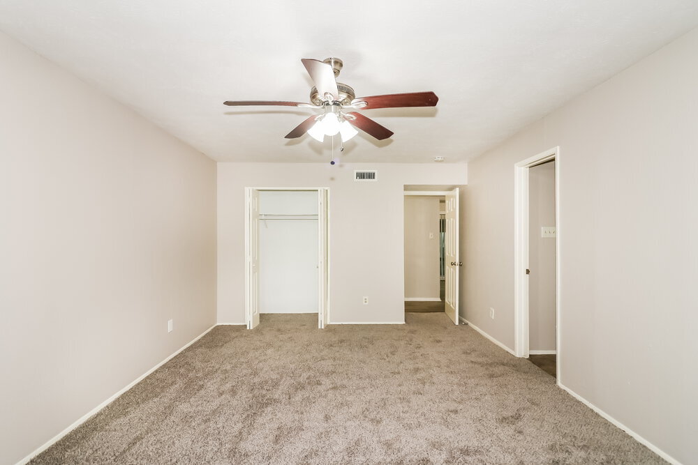 Building Photo - 15614 Mendocino Dr