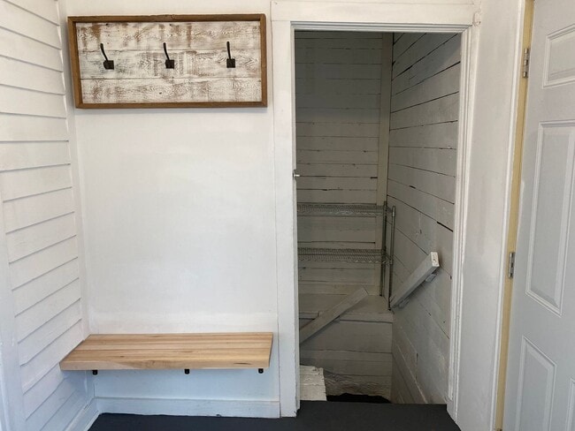 Building Photo - 2 Bed 1 Bath Single Family Home in Wausau