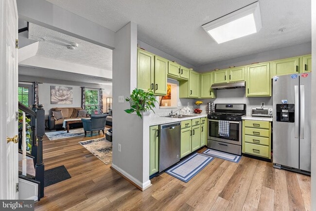 Building Photo - 7840 Foxfarm Ln