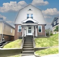 Building Photo - 2424 Vodeli St