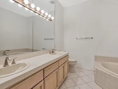 Building Photo - 3535 Dunn Dr