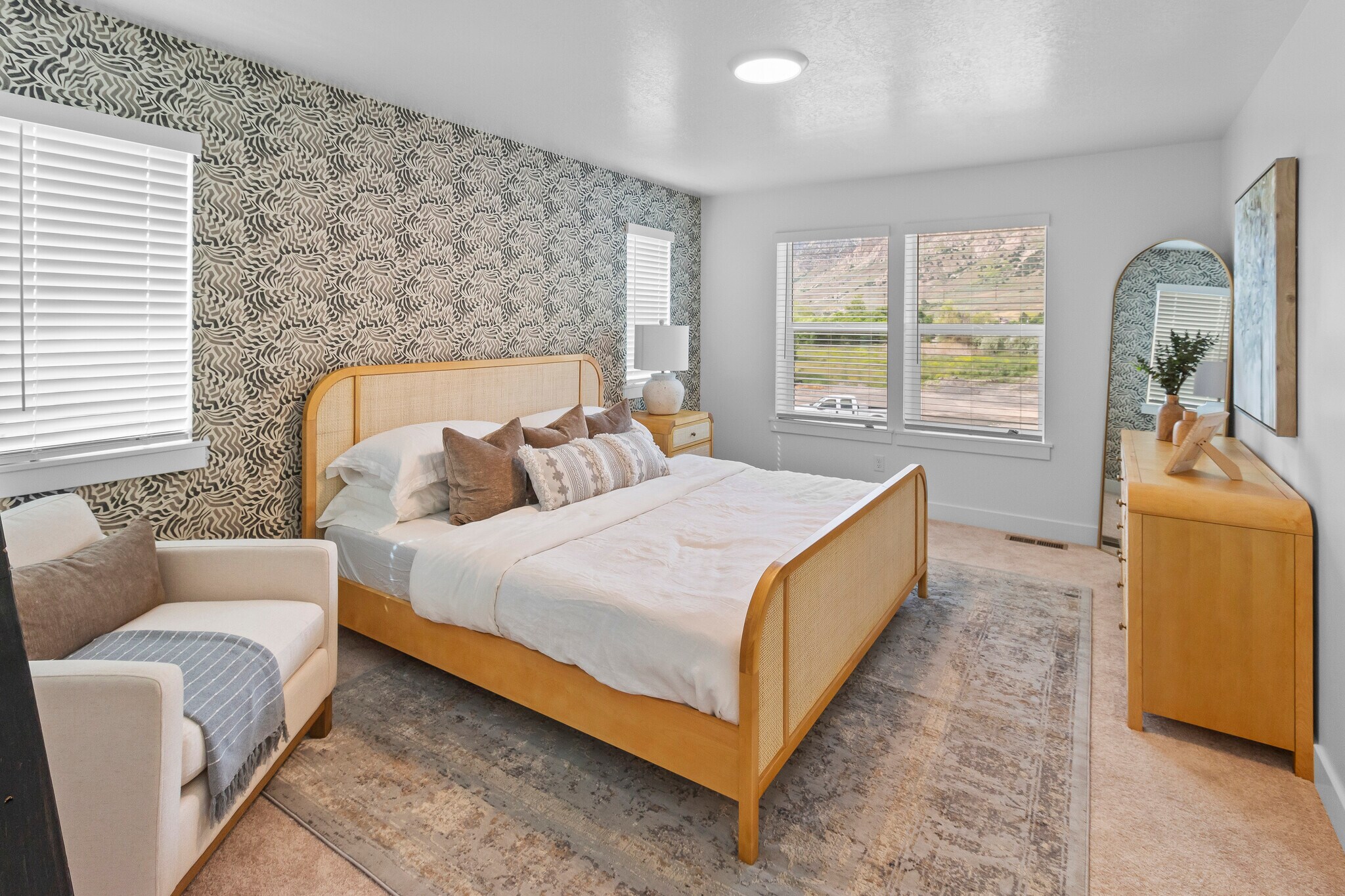 Building Photo - 82 W 925 N