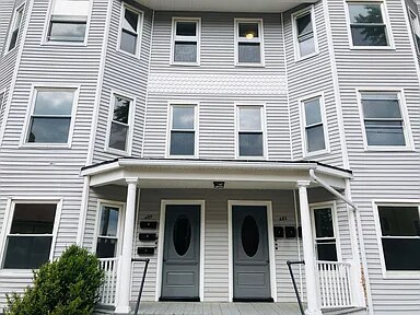 Building Photo - 680 Harvard St