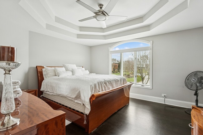 Building Photo - 9200 Falling Waters Dr W