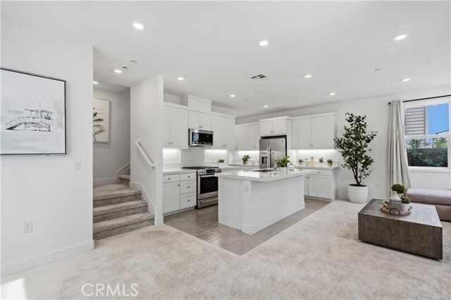 Building Photo - 208 Yerba
