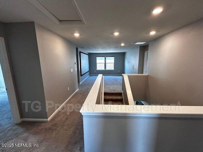 Building Photo - 11646 Pacific Dogwood Ct