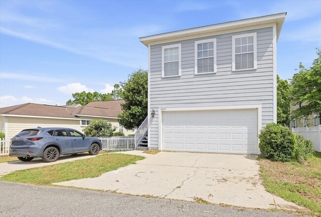 Building Photo - 3253 Stanhope Dr