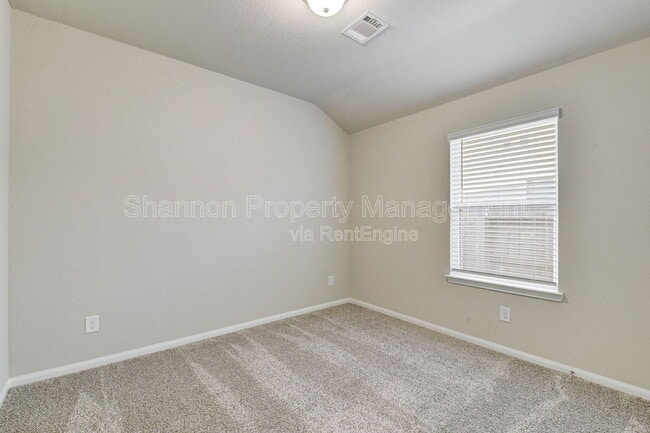 Building Photo - 12902 Royal Ann Wy