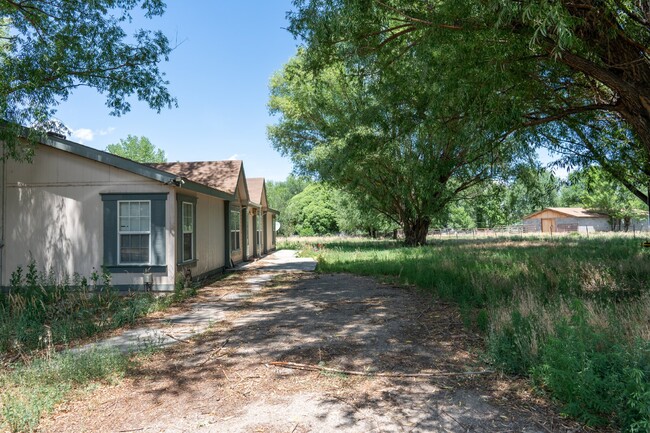 Building Photo - "Charming 3-Bed, 3-Bath Mobile Home on Per...