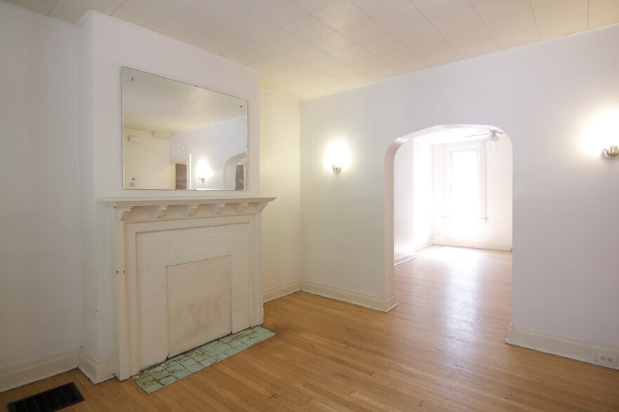 Building Photo - 618 West St