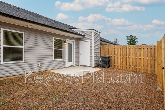 Building Photo - 5034 Greer Dr