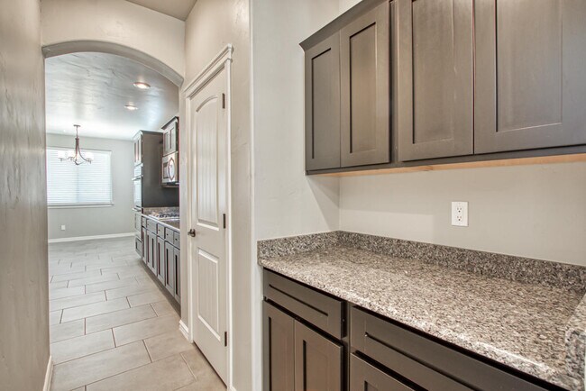 Building Photo - 7896 Enchanted Path Dr