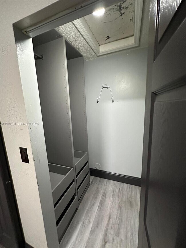 Building Photo - 10244 SW 20th St