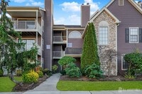 Building Photo - 212 Blew Ct