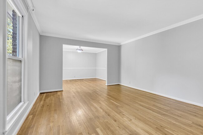 Building Photo - 1105 Chelsey Ct