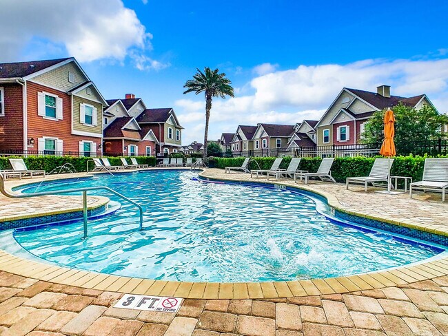 Building Photo - 7516 Sunflower Dr