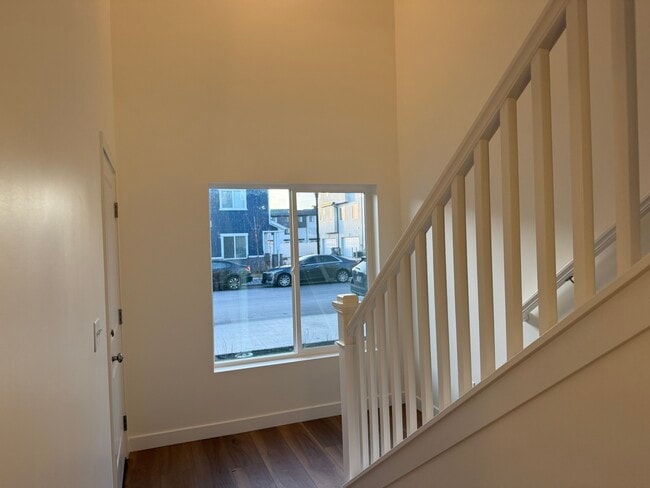 Building Photo - 515 S 800 W