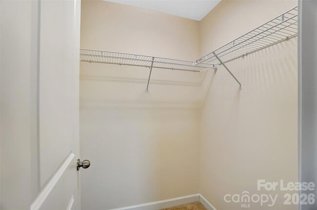 Building Photo - 5822 Clan MacLaine Dr