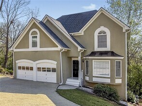 Building Photo - 6403 Ivey Terrace Dr SE