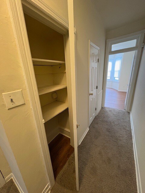 Building Photo - 4941 Darrah St