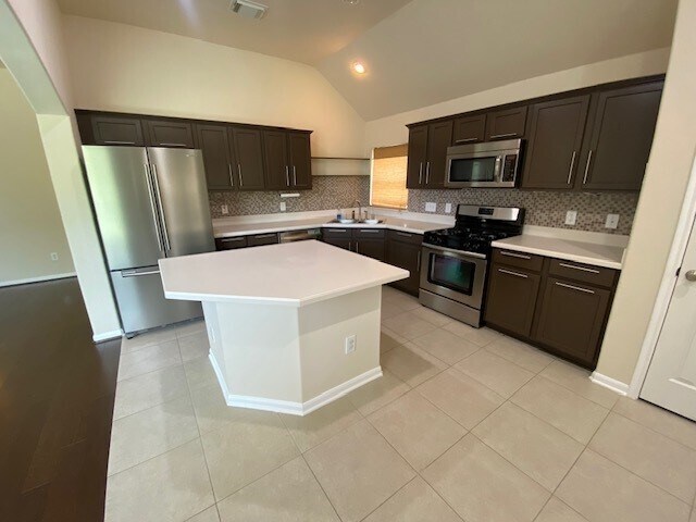 Building Photo - 4410 Green Orchard Dr