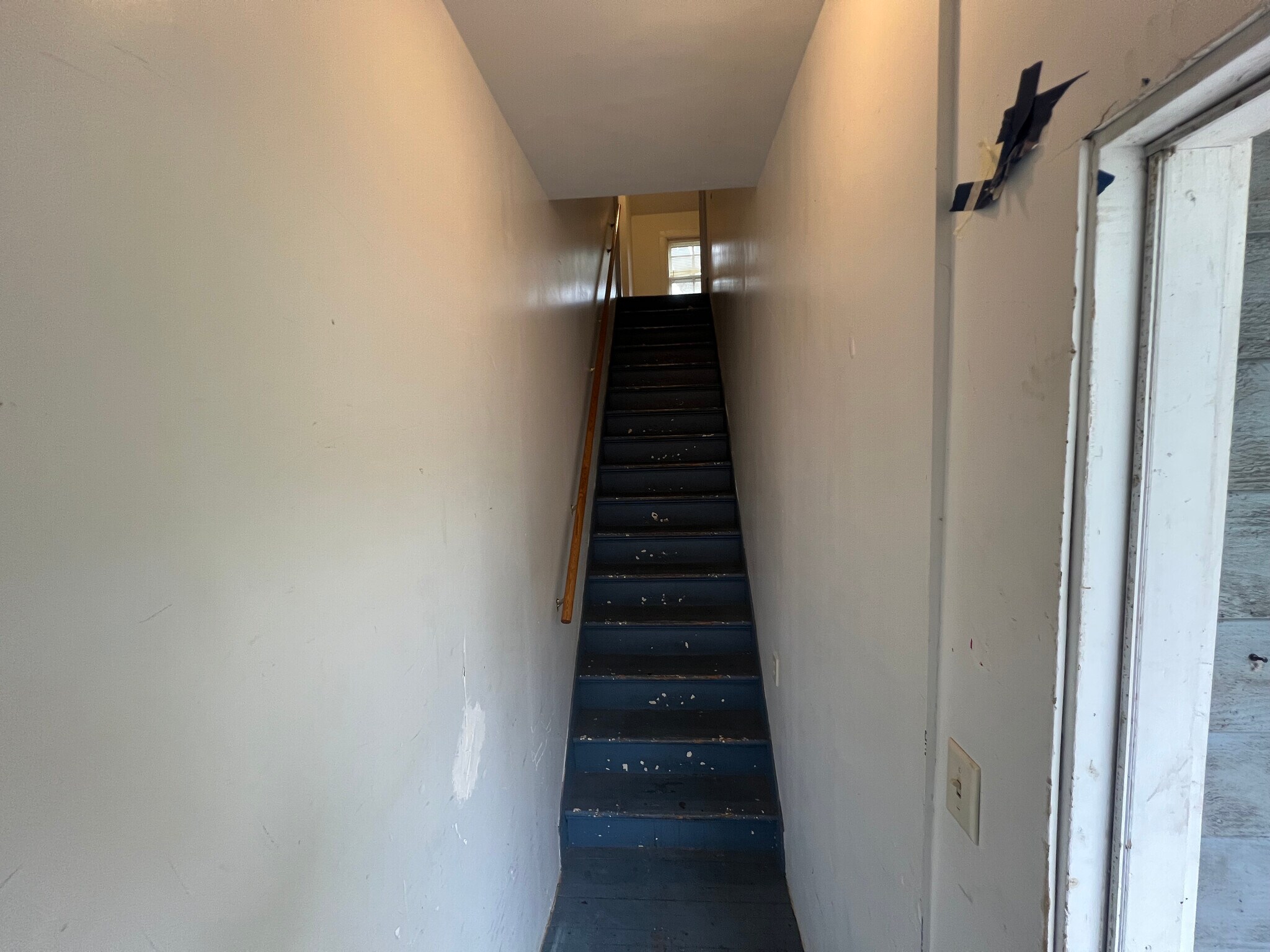 Building Photo - 1205 Mississippi St