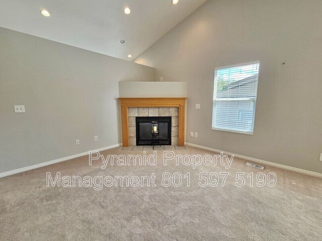 Building Photo - 2128 S 2060 E