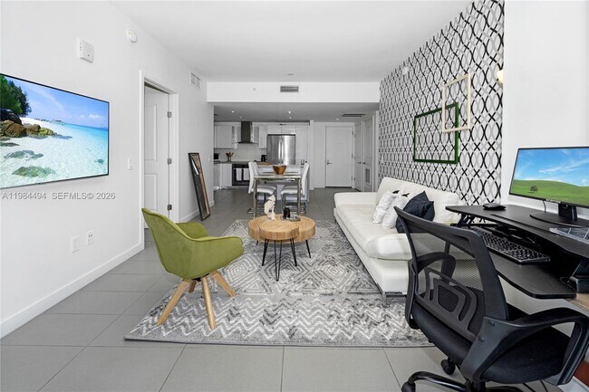 Building Photo - 1600 NE 1st Ave