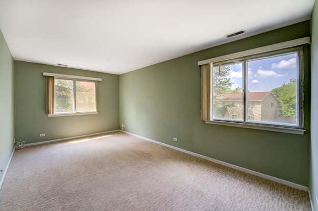 Building Photo - 741 Acorn Ct