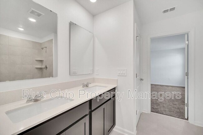 Building Photo - 2209 Aquifer Ln