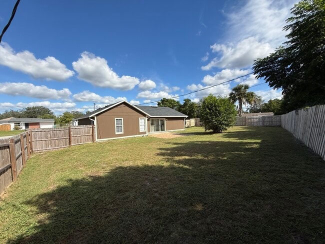 Building Photo - 3025 Greynolds St