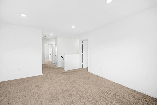 Building Photo - 412 Brody Ln