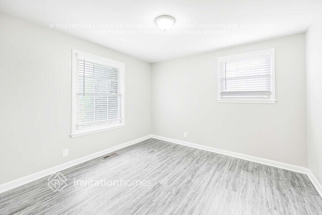 Building Photo - 640 Des Moines Dr